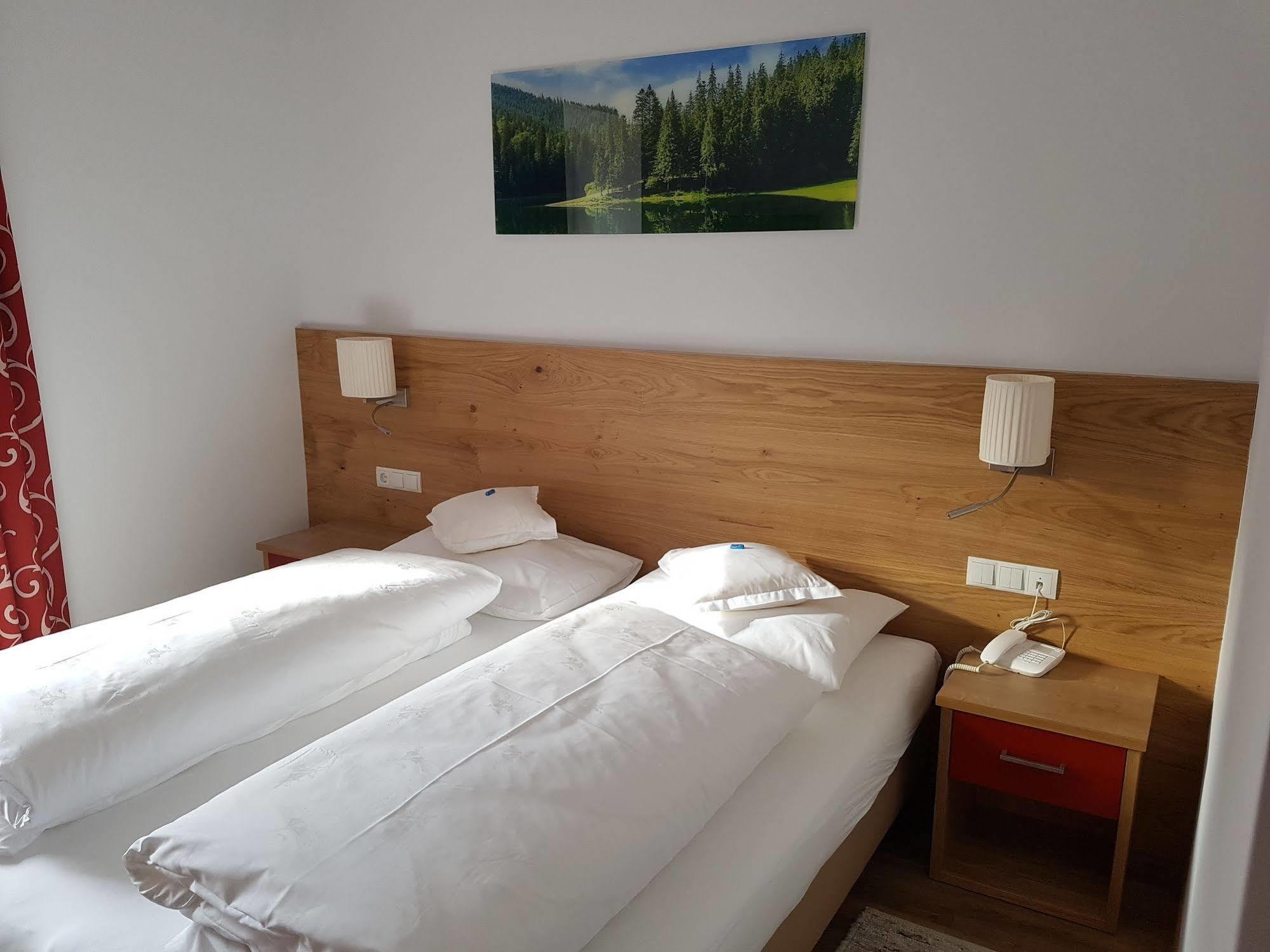 Hotel Dolomites Inn Canazei Exterior foto